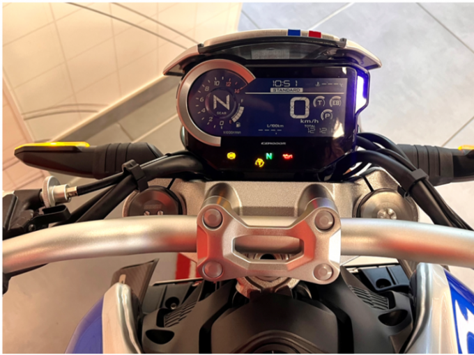 HONDA CB1000R ABS 4