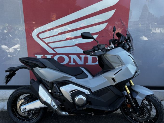 HONDA X-ADV 750 4