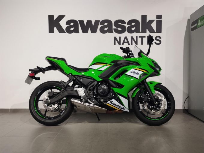 KAWASAKI NINJA 650 A2 4