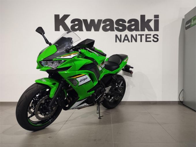 KAWASAKI NINJA 650 A2 4