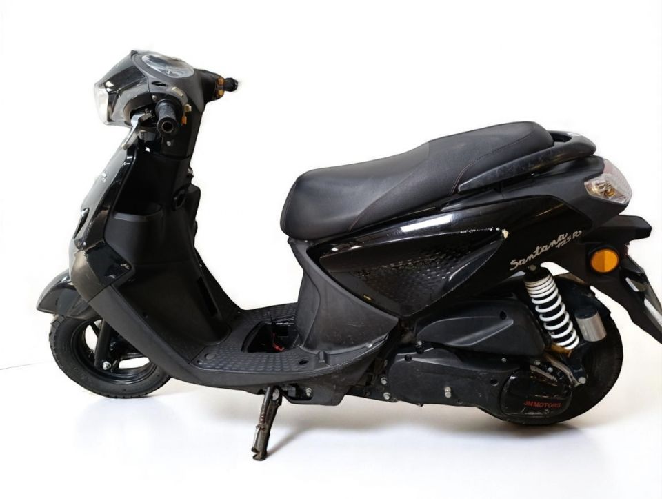 YAMASAKI SANTANA 125 4