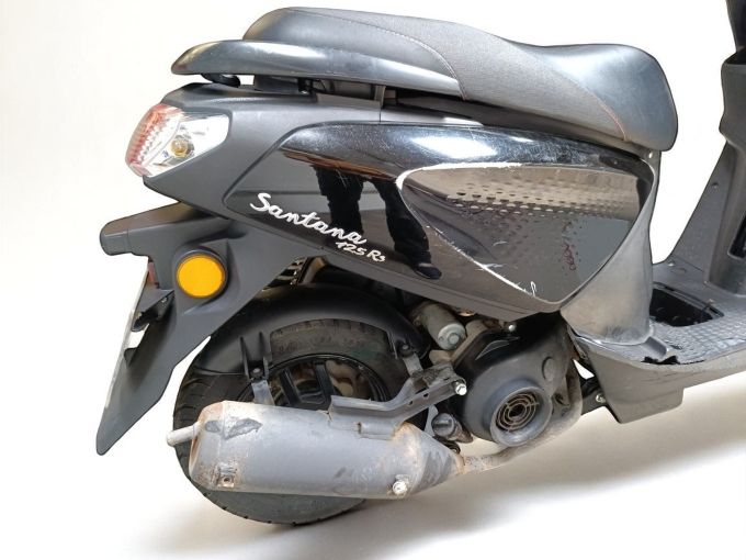 YAMASAKI SANTANA 125 4