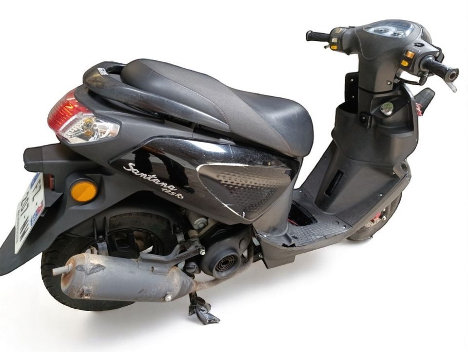 YAMASAKI SANTANA 125 4