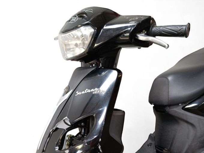 YAMASAKI SANTANA 125 4