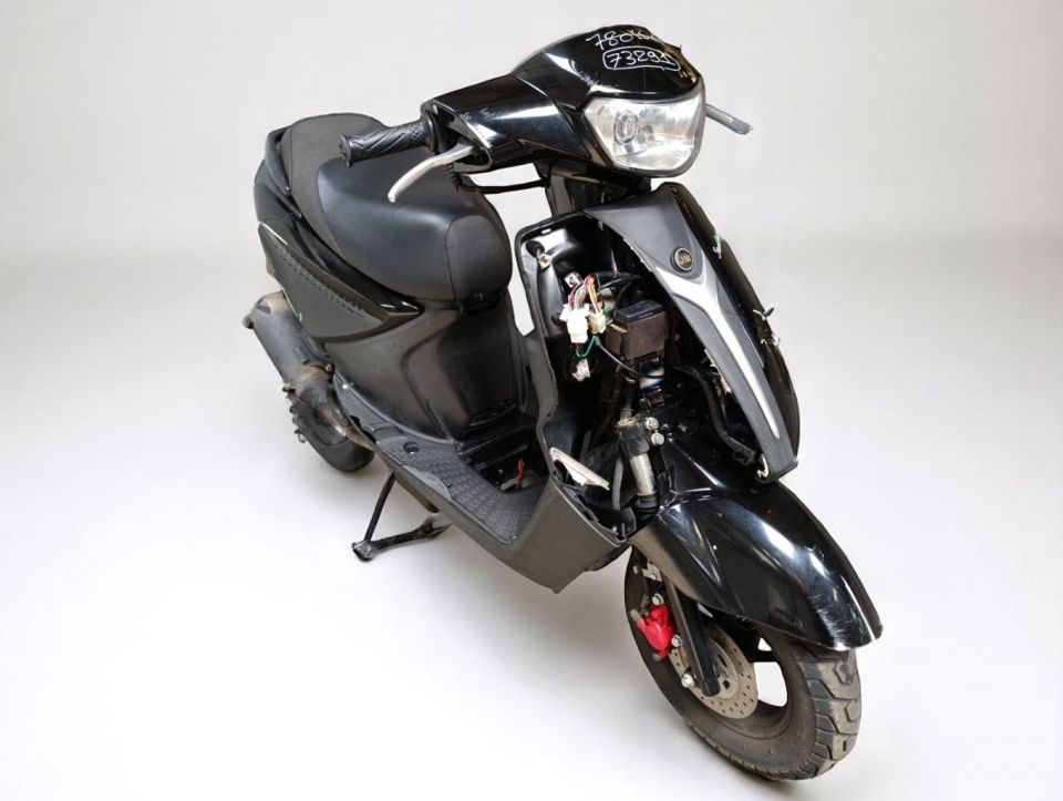 YAMASAKI SANTANA 125 4