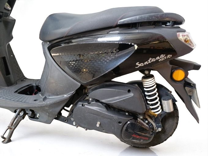 YAMASAKI SANTANA 125 4