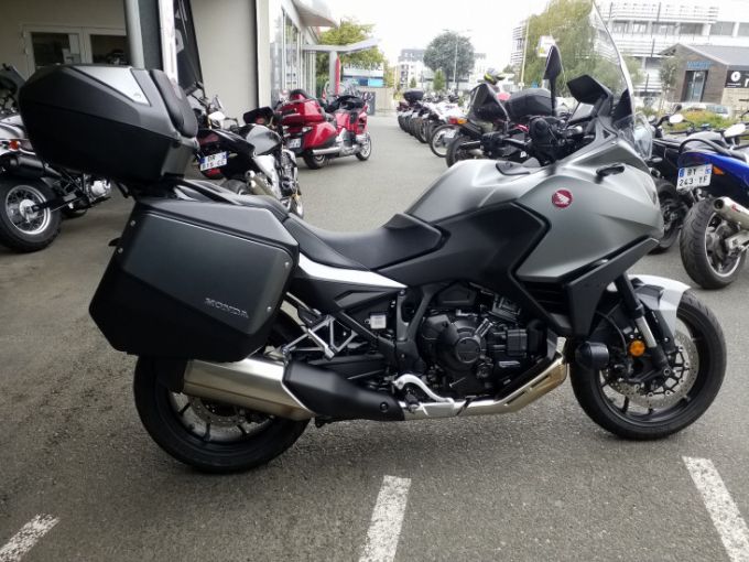 HONDA NT1100 DCT 4