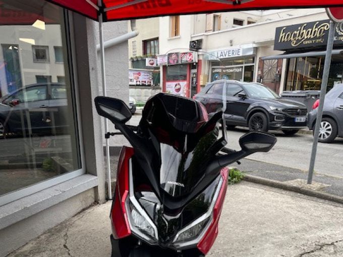 HONDA FORZA 125 ABS 4
