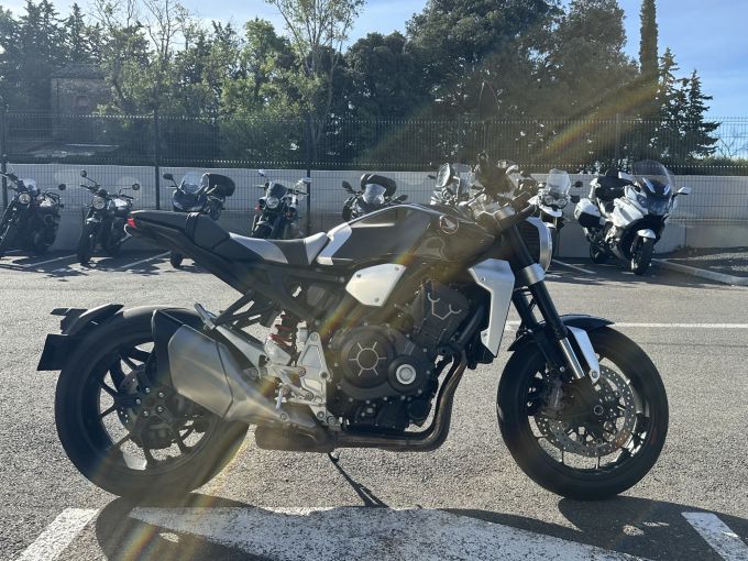 HONDA CB 1000 R 4