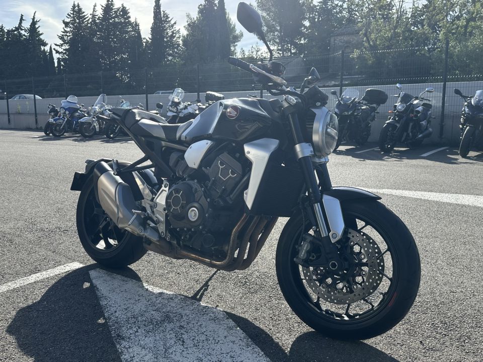 HONDA CB 1000 R 4