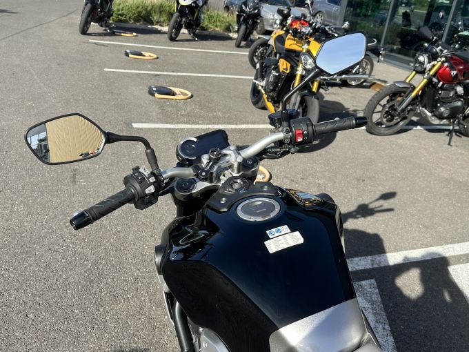 HONDA CB 1000 R 4