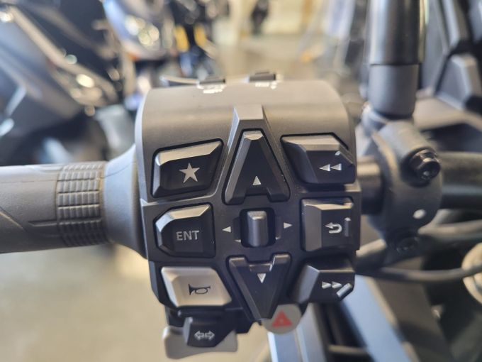HONDA NT 1100 DCT 4