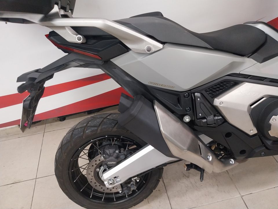 HONDA X ADV 4
