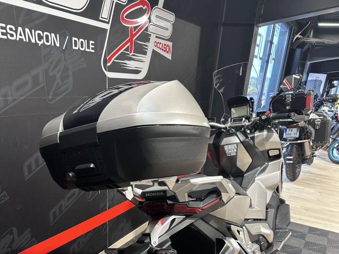 HONDA X-ADV 4