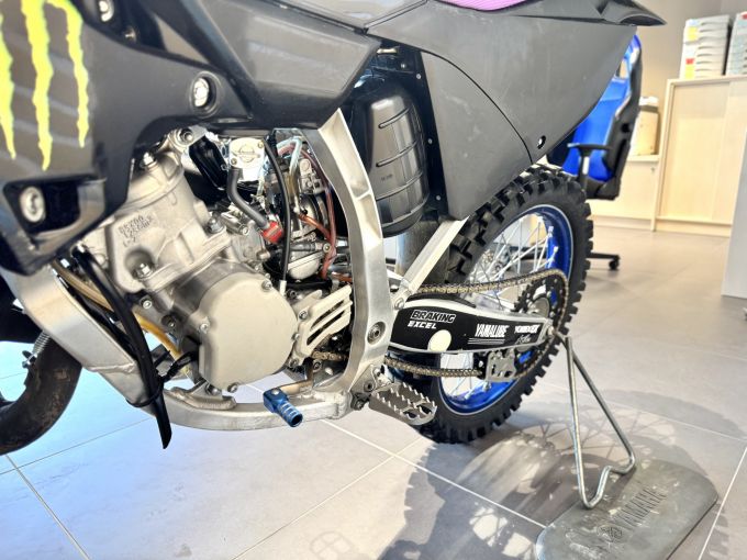 YAMAHA YZ 125 4