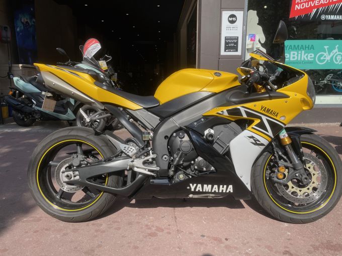 YAMAHA  R3 World GP 60th Anniversary 4