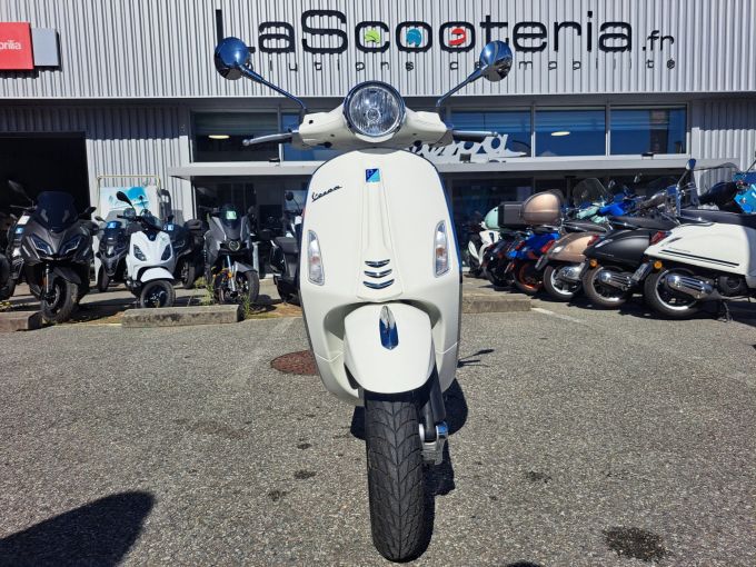 VESPA PRIMAVERA 50 4