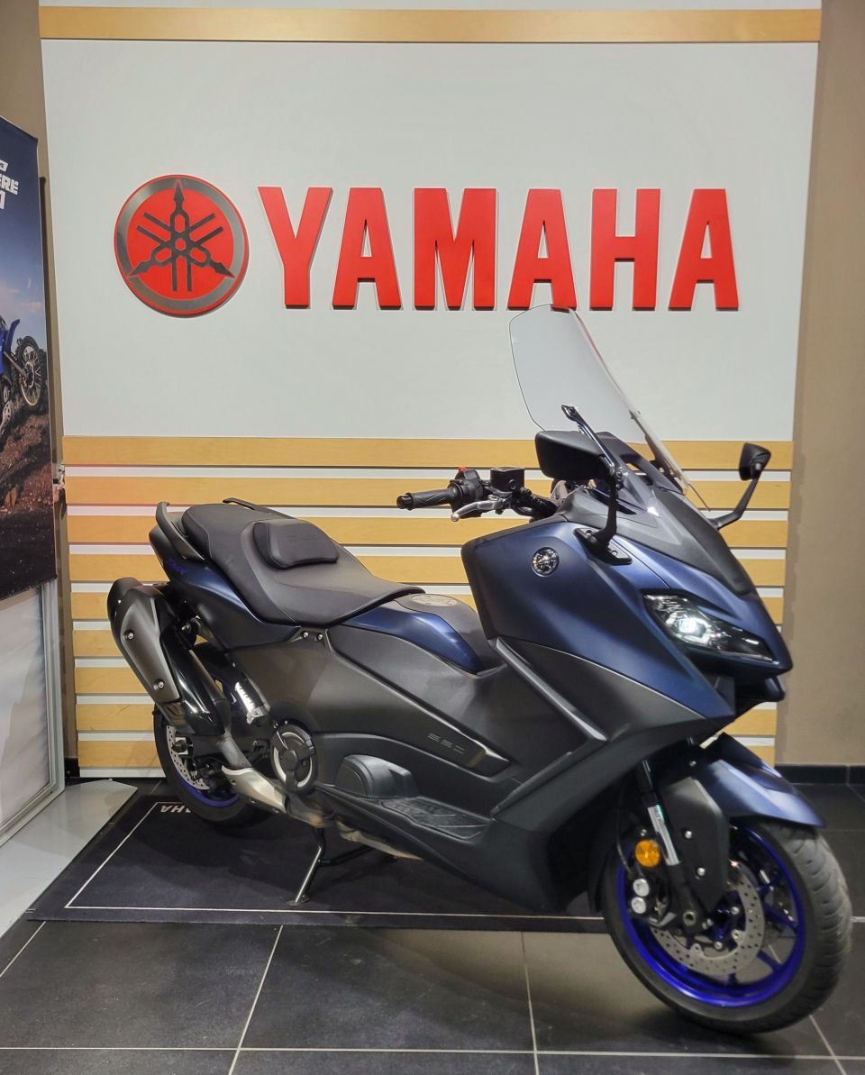 YAMAHA XP T-MAX 560 4
