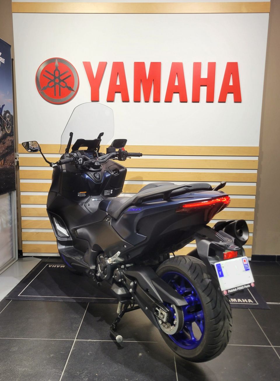 YAMAHA XP T-MAX 560 4