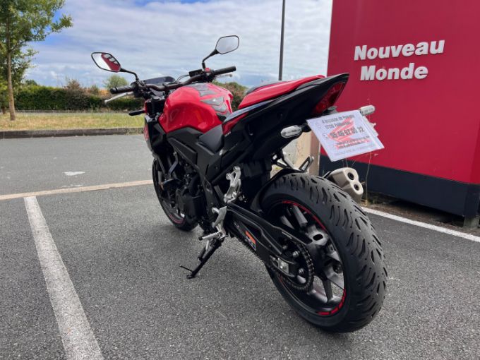 HONDA CB 500 Hornet 4