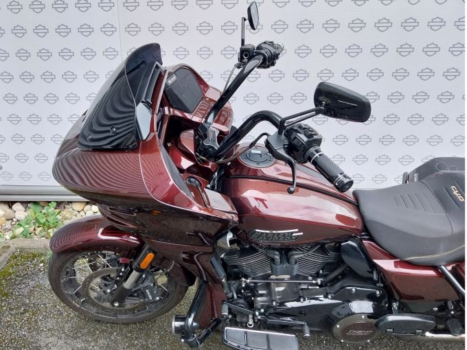 HARLEY-DAVIDSON TOURING ROAD GLIDE 1977 CVO 4
