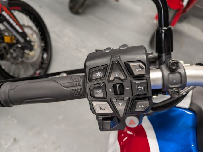HONDA Africa Twin CRF1100L 4