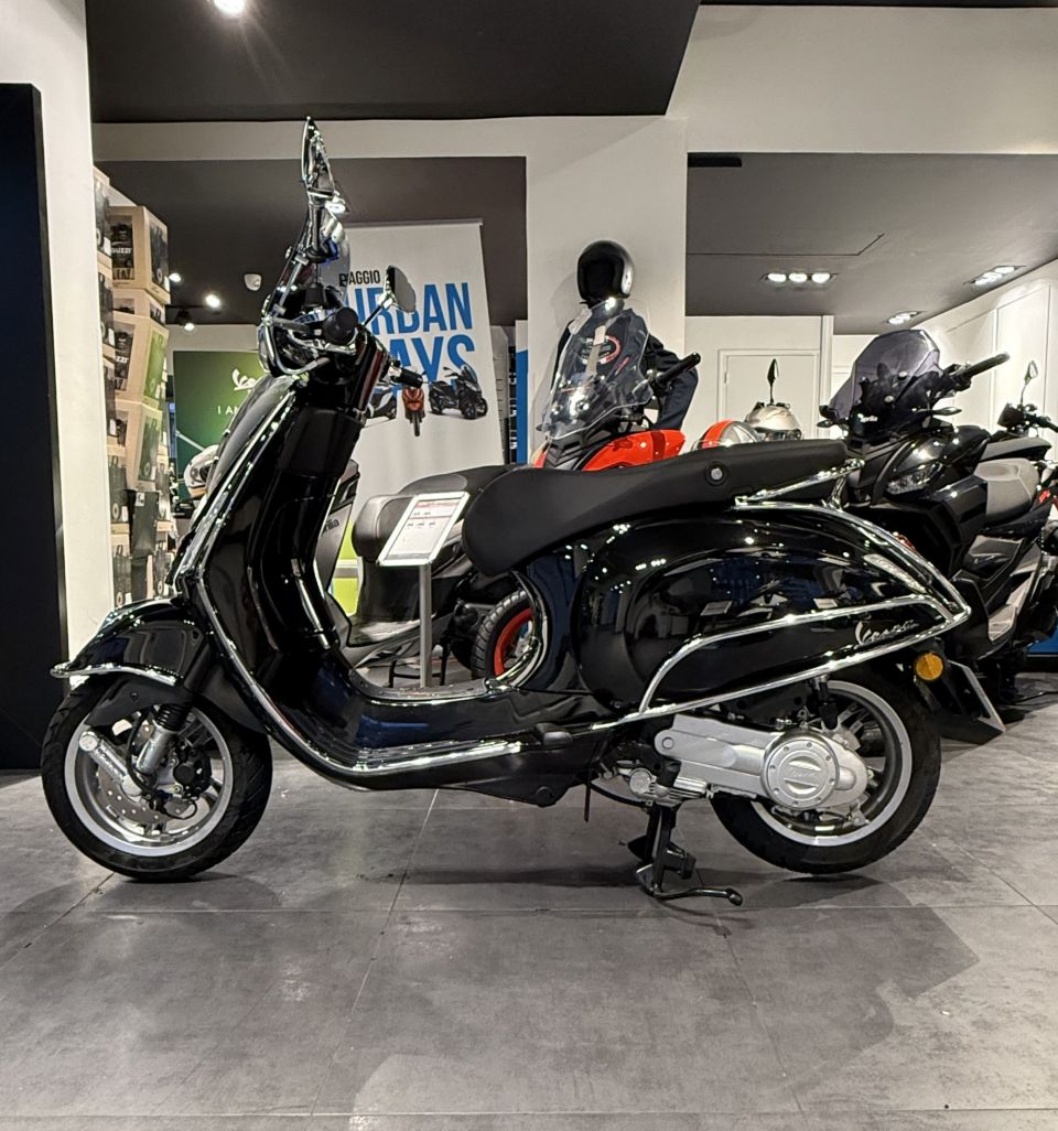 VESPA PRIMAVERA 50 4