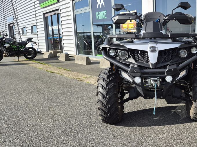 CF MOTO CFORCE 600 4