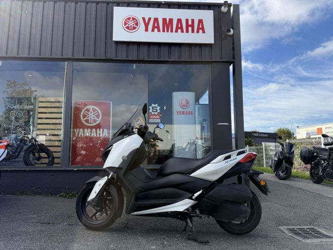YAMAHA XMAX 300 4