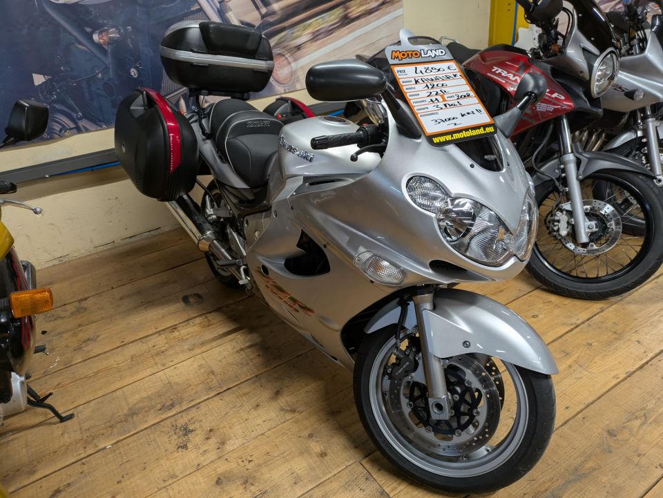KAWASAKI ZZR 1200 4