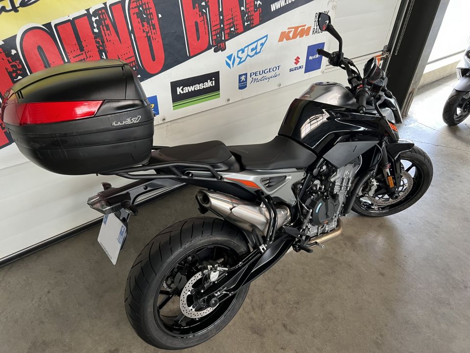 KTM 790 DUKE 4
