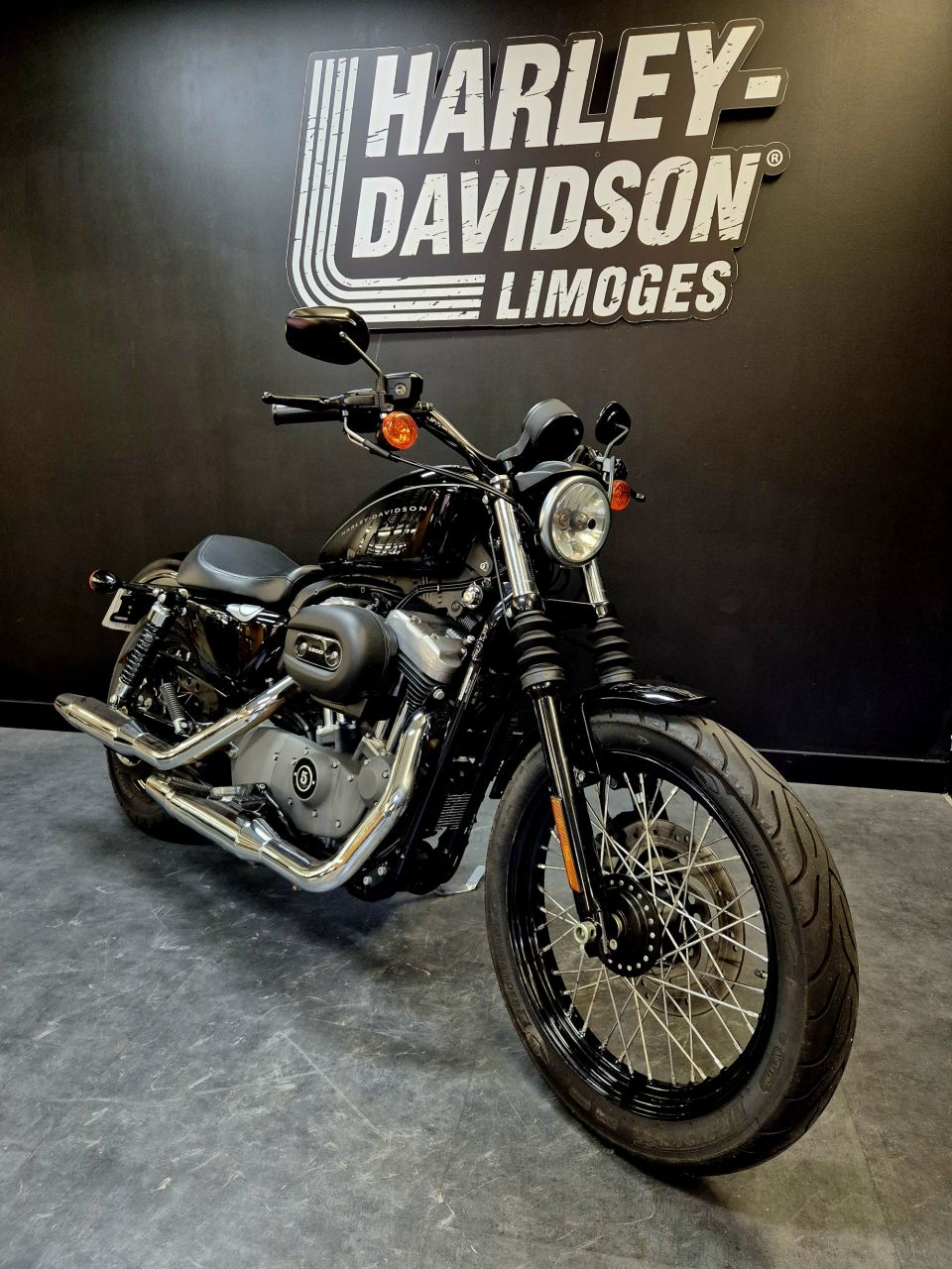 HARLEY-DAVIDSON SPORTSTER NIGHTSTER 1200 4