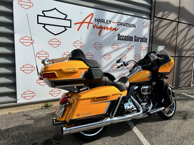 HARLEY-DAVIDSON TOURING ROAD GLIDE 1923 CVO 4