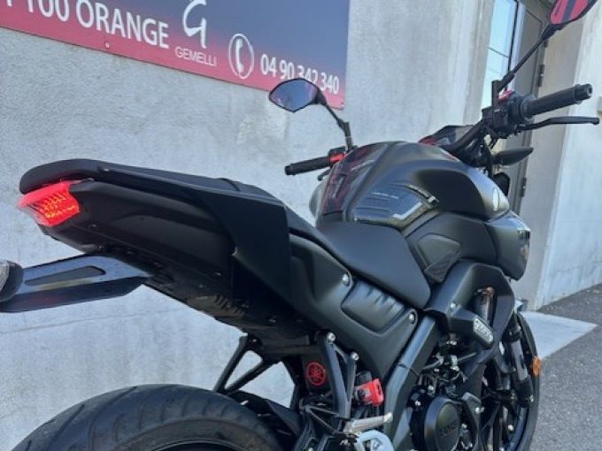YAMAHA MT-125 ABS 4