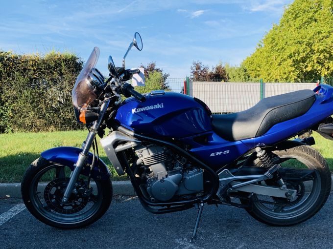 KAWASAKI ER-5 4