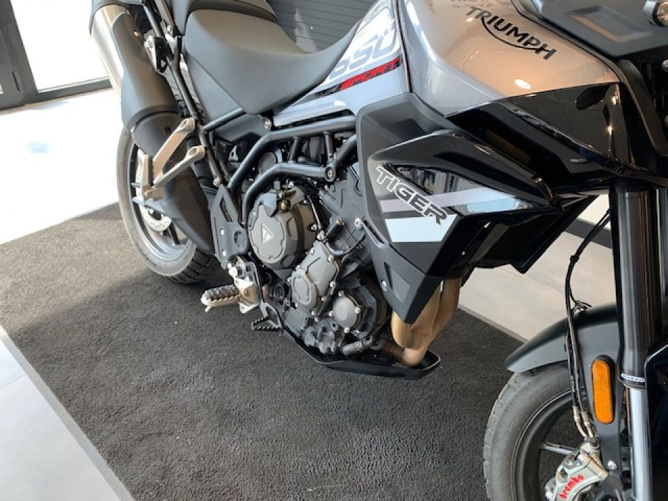 TRIUMPH TIGER 850 SPORT 4