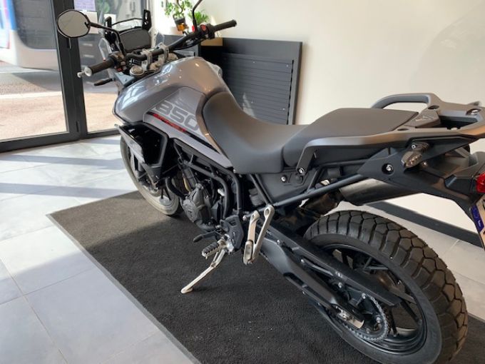 TRIUMPH TIGER 850 SPORT 4