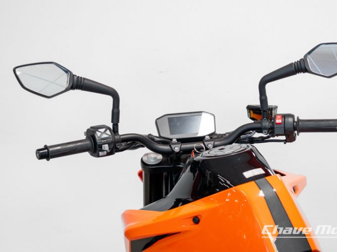 KTM 790 DUKE 4