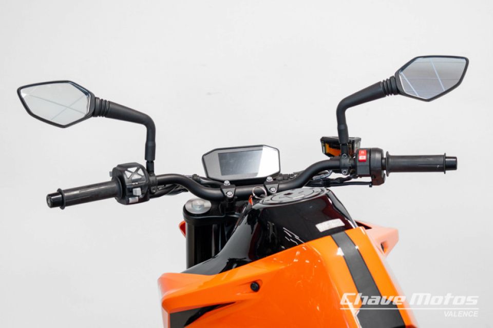 KTM 790 DUKE 4