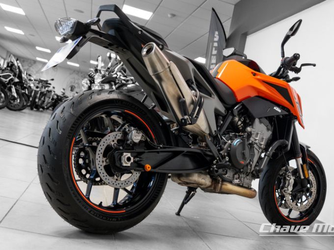KTM 790 DUKE 4