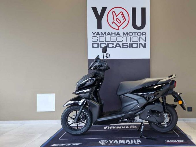 YAMAHA RayZR 125 4