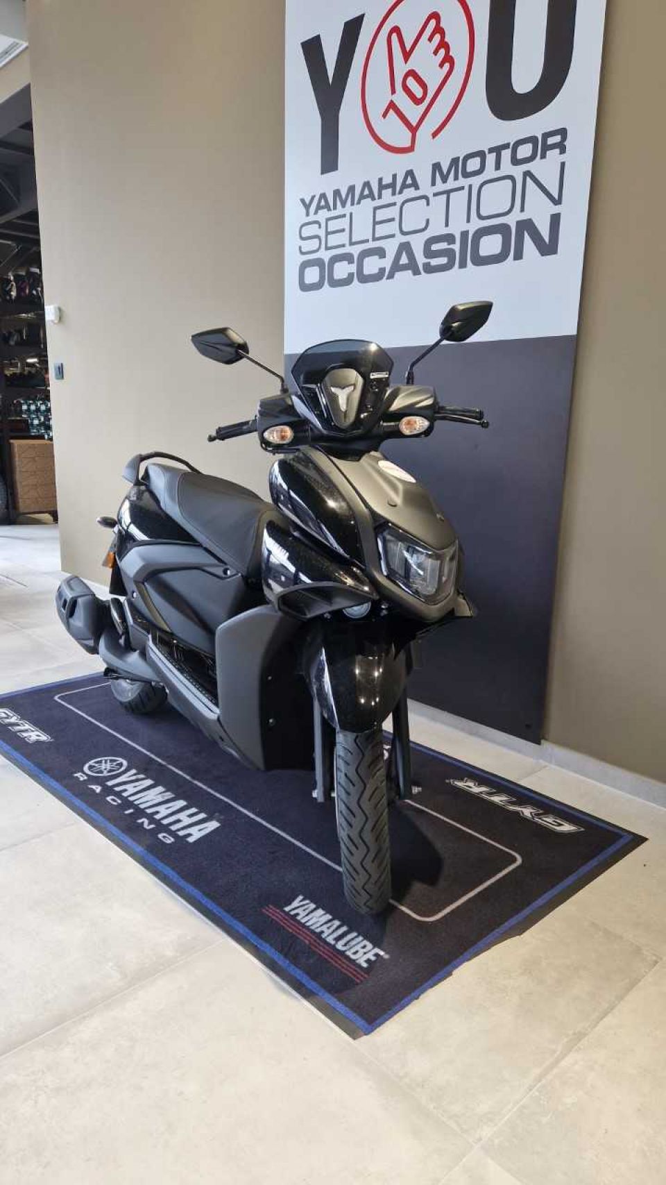 YAMAHA RayZR 125 4