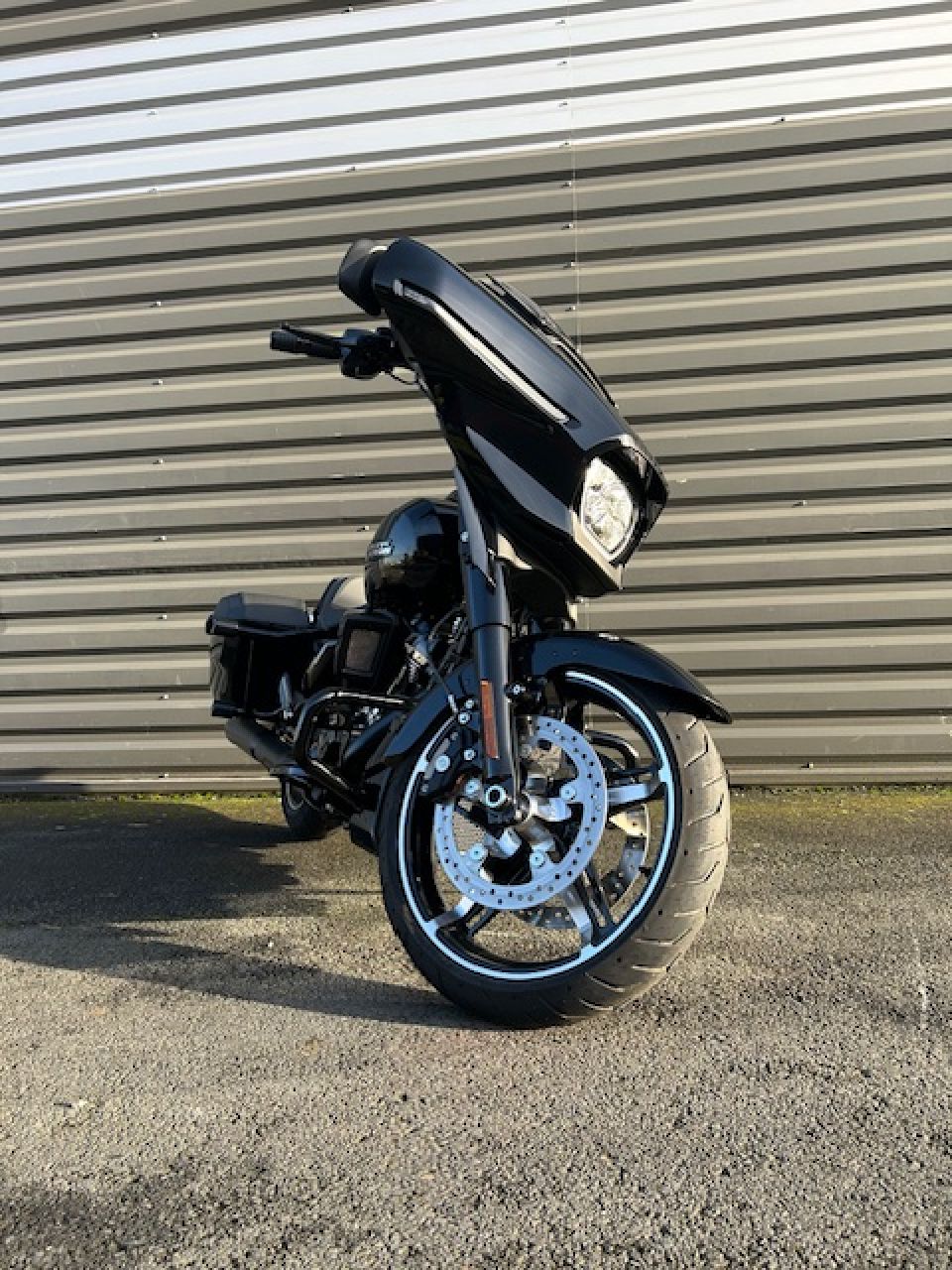 HARLEY-DAVIDSON TOURING STREET GLIDE 1923 4