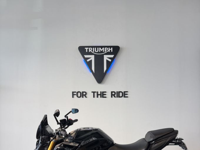 SUZUKI GSX-S 1000 ABS 4