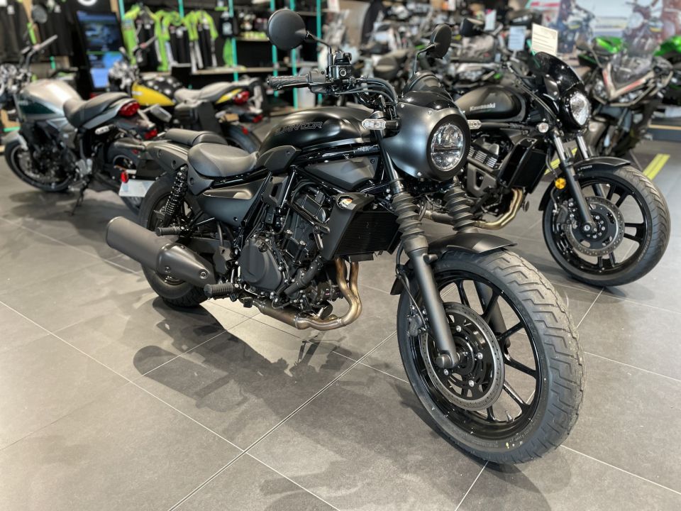 KAWASAKI Eliminator 500 SE 4
