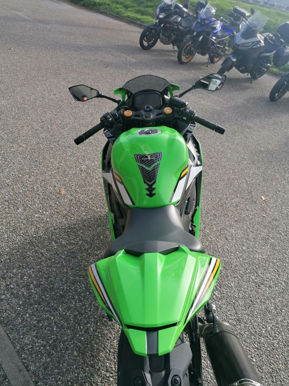 KAWASAKI Ninja ZX-4RR 4