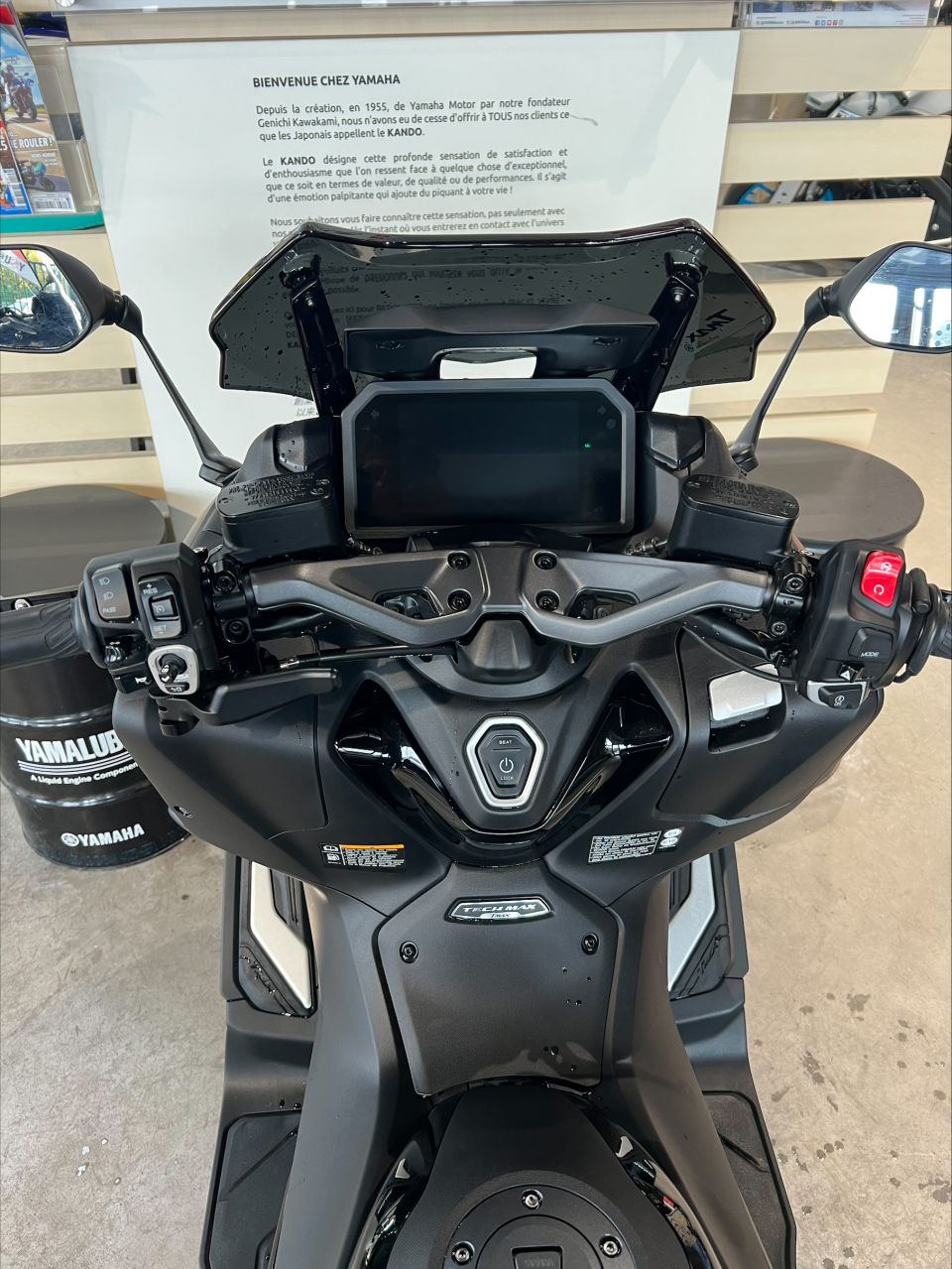 YAMAHA XP T-MAX 560 TECH MAX 4