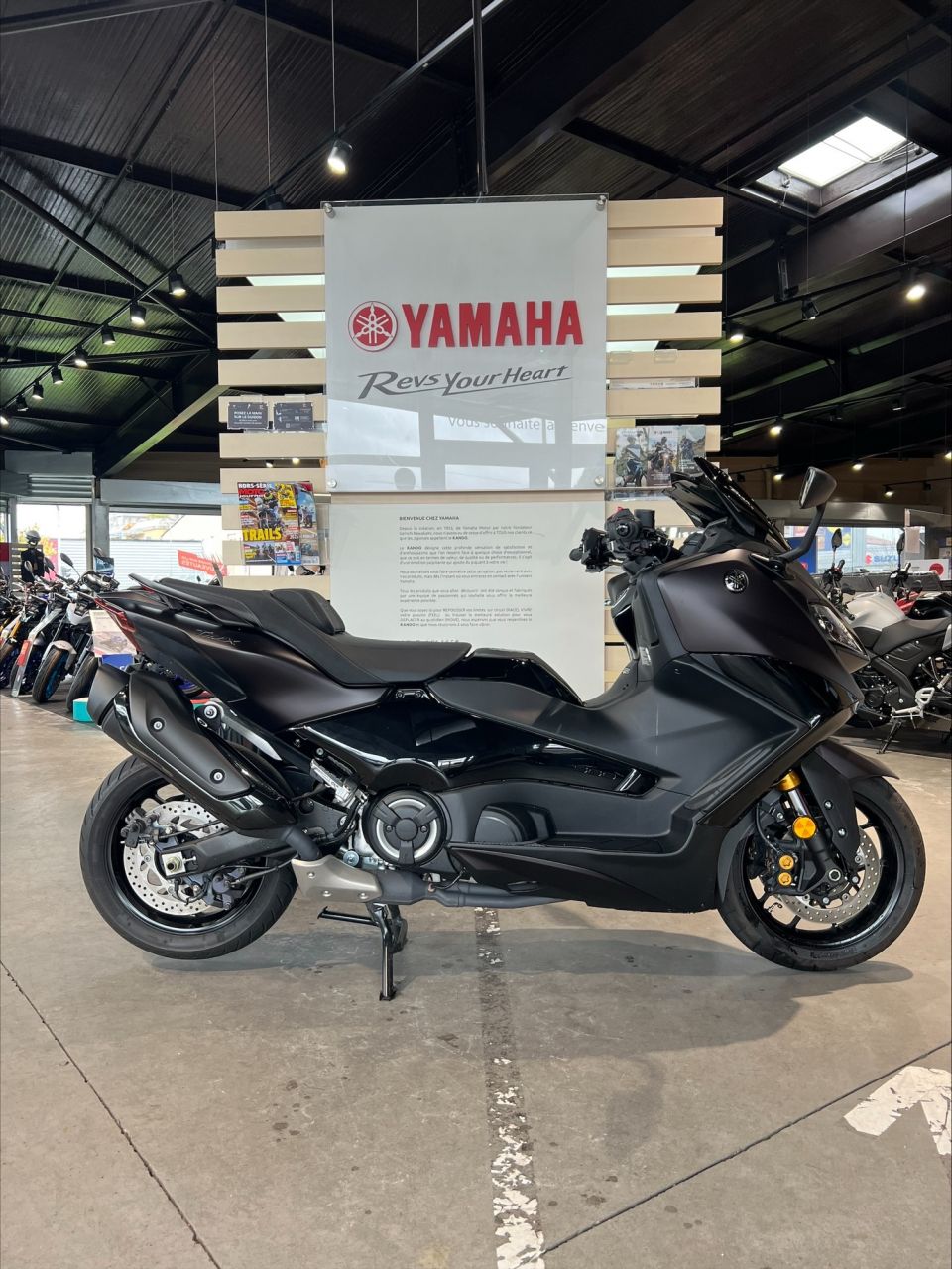 YAMAHA XP T-MAX 560 TECH MAX 4