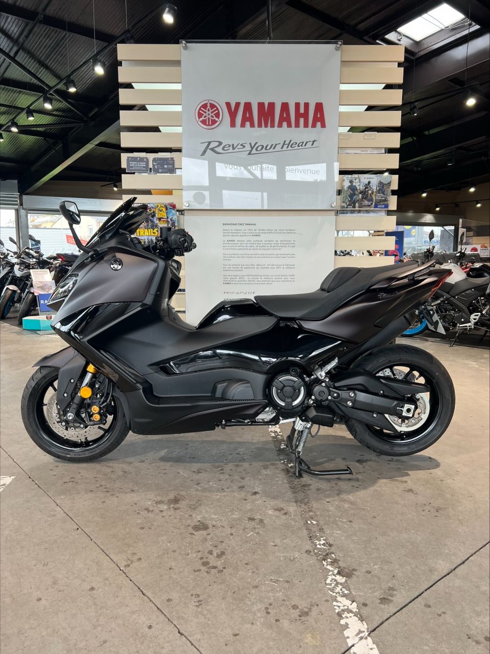 YAMAHA XP T-MAX 560 TECH MAX 4