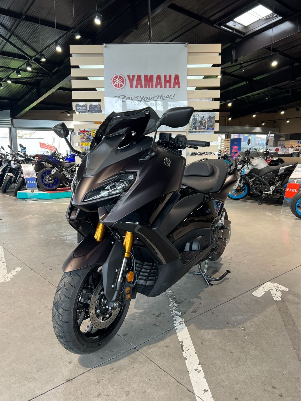 YAMAHA XP T-MAX 560 TECH MAX 4
